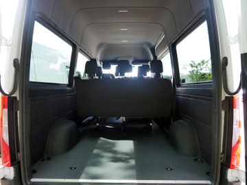 Mercedes Sprinter - 11