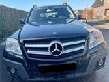 Mercedes-Benz GLK 280 4MATIC - - Mercedes-Benz GLK 280 mit Benzin-Antrieb
