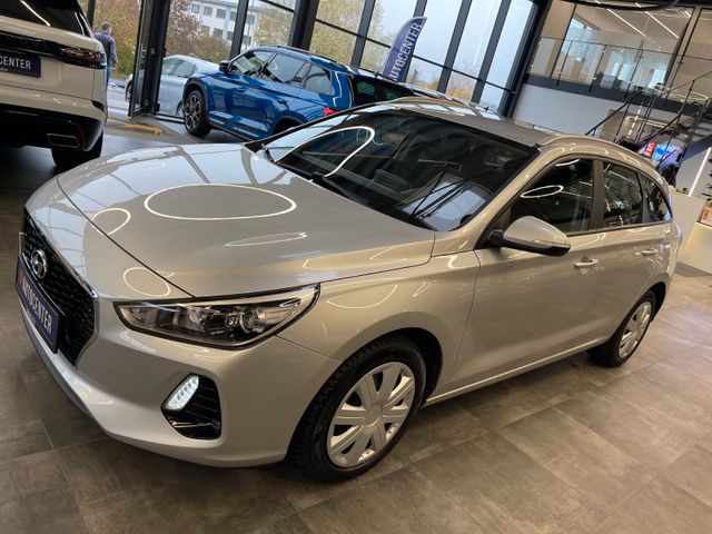 Hyundai i30 cw Trend *NAVI*KAMERA*PDC*CARPLAY*SHZ*LKRHZ*