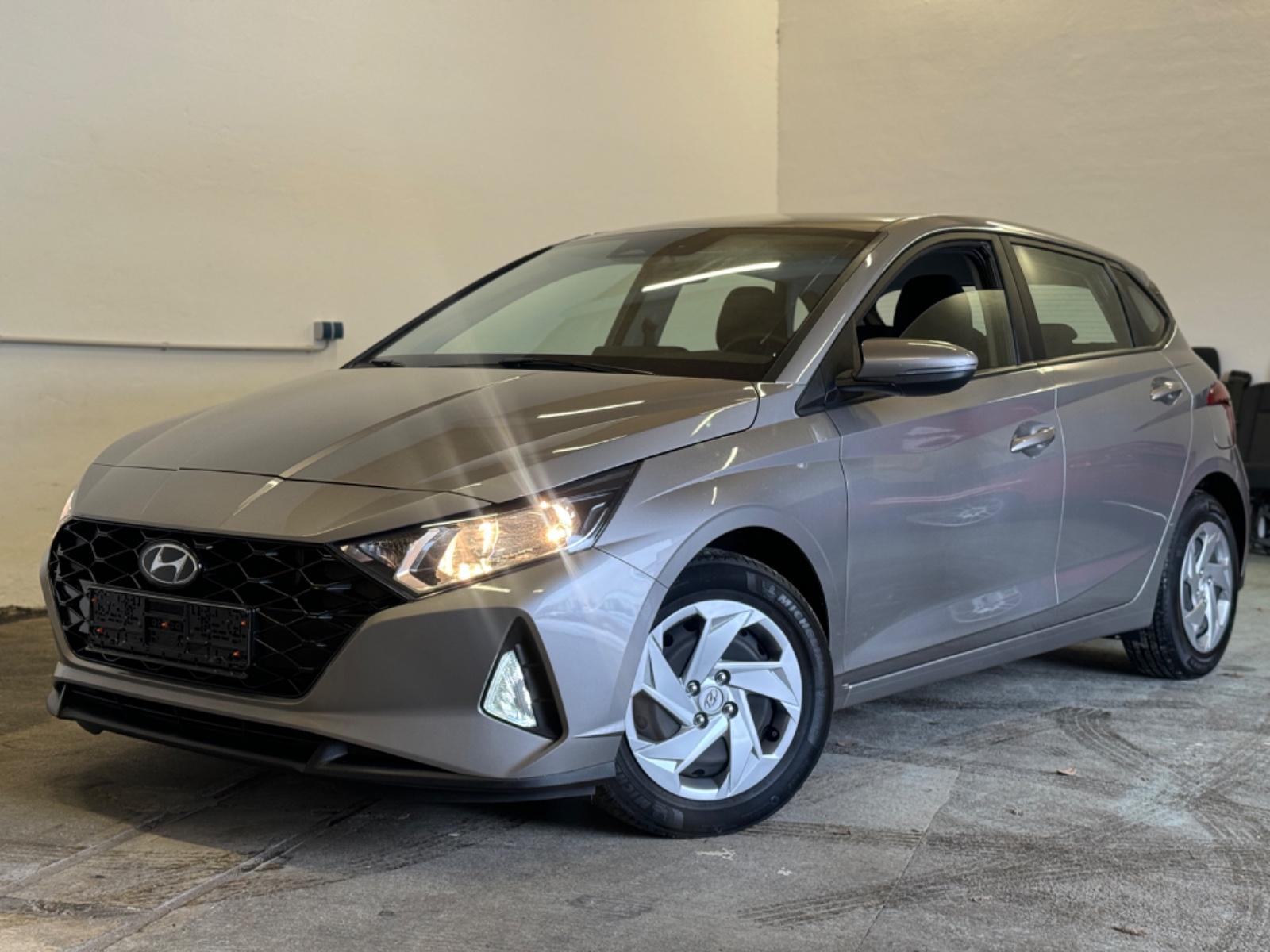 Hyundai i20 Essential Komfort +AUTOMATIK+APPLE+KAMERA