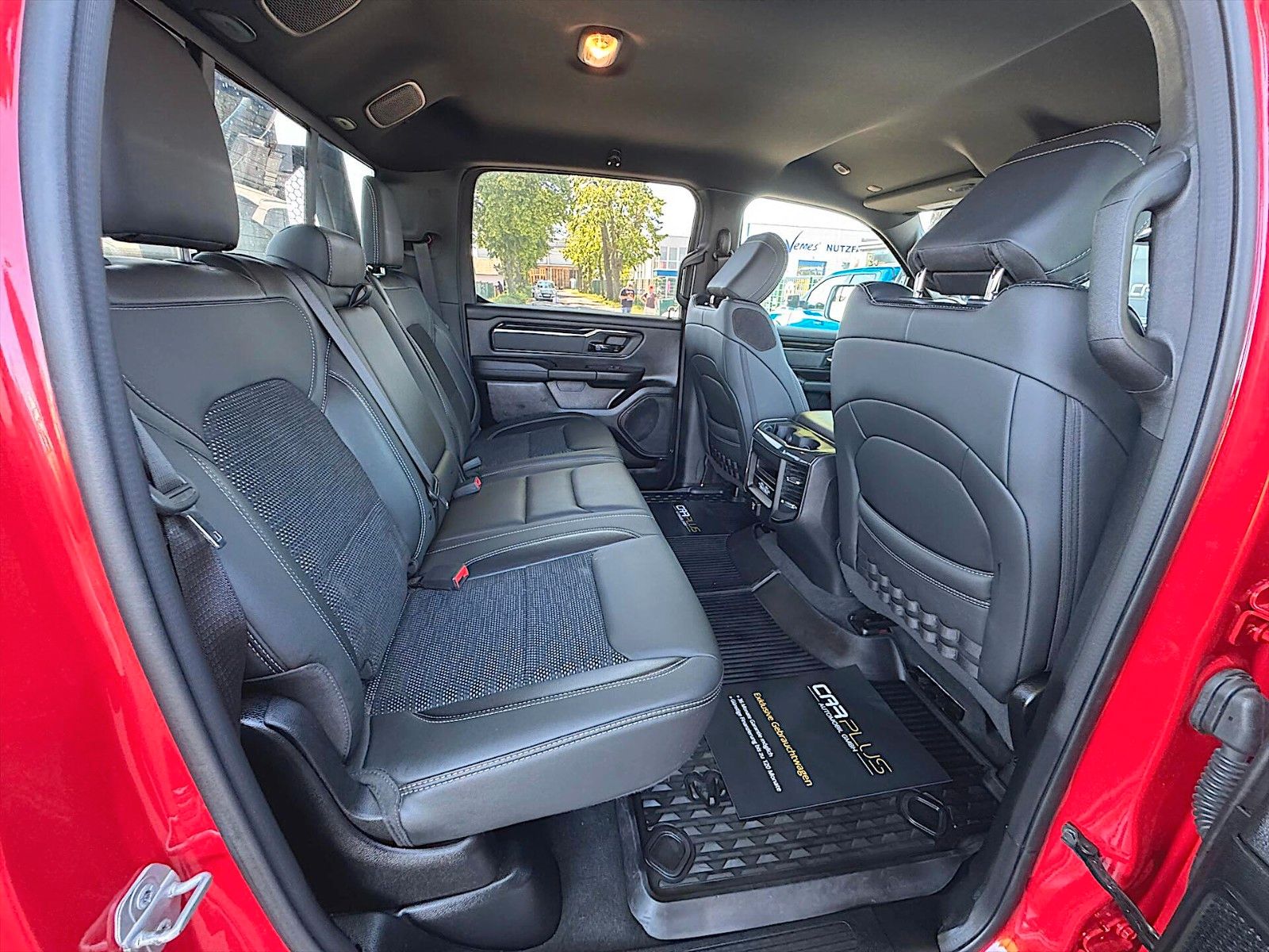 Fahrzeugabbildung Dodge RAM 5.7 V8 HEMI 4x4 Offroad BUILT TO SERVE *LED*