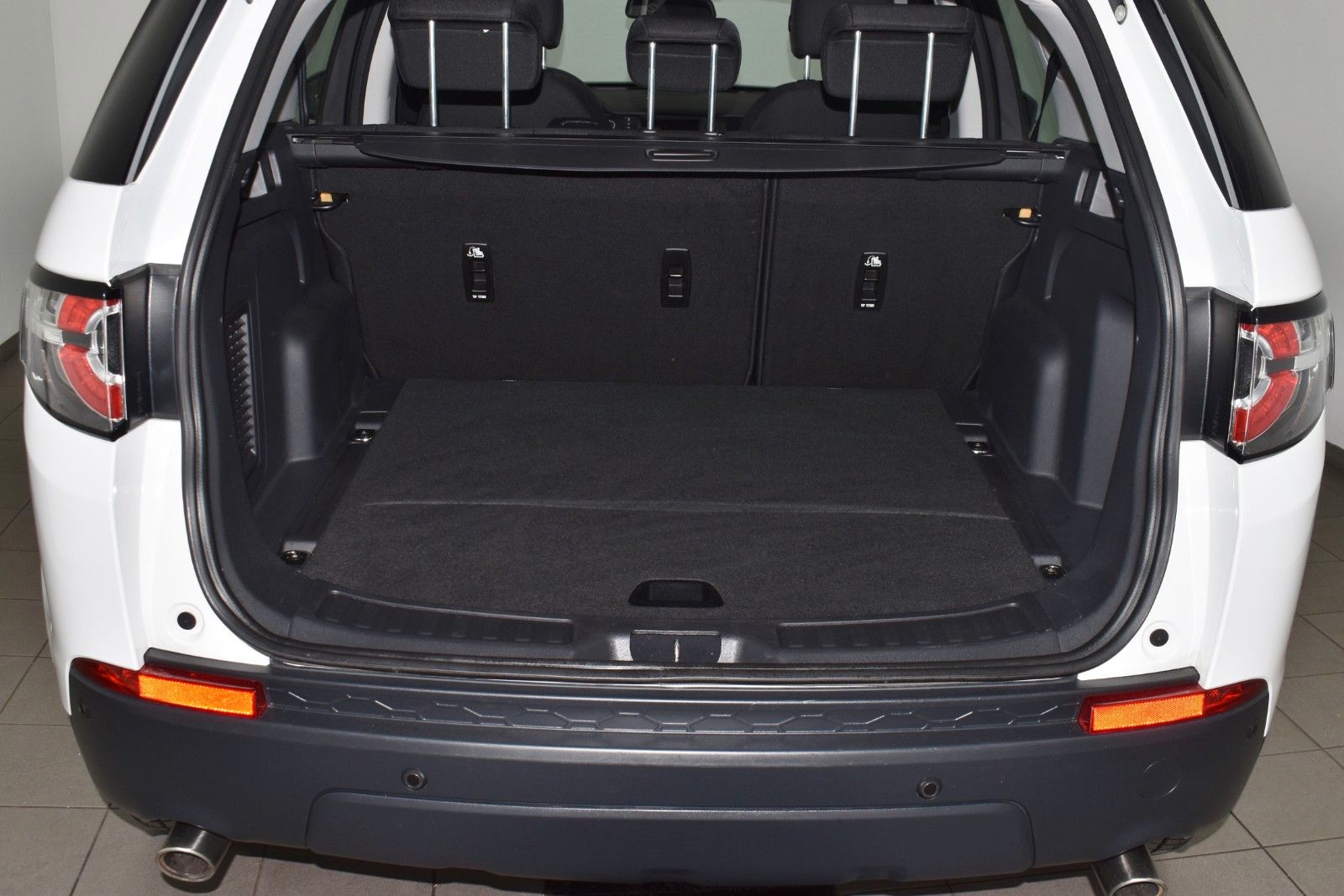 Fahrzeugabbildung Land Rover Discovery Sport Pure SH, PDC, MOTOR IST FEST!