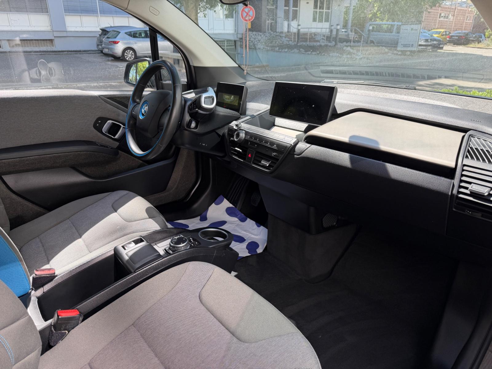 BMW i3 Inkl.Tüv-Neu/Inkl.Lieferung 80Km/Klima/Carbon