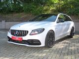 Mercedes-Benz C 63 AMG T+V8+HU+PANORAMA+NAV+KAMERA+SPORT ABGAS - Mercedes-Benz C 63 AMG: Sport