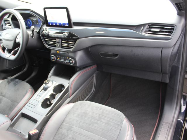 Kuga ST-Line X 4x4*Navi*AHK*LED*Kamera