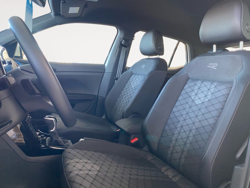 Fahrzeugabbildung Volkswagen T-Cross 1.0 TSI DSG R-Line *Anschlussgarantie*