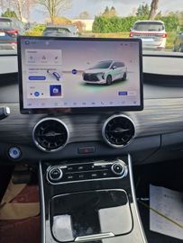 Bild 7 DFSK Forthing 4 PHEV