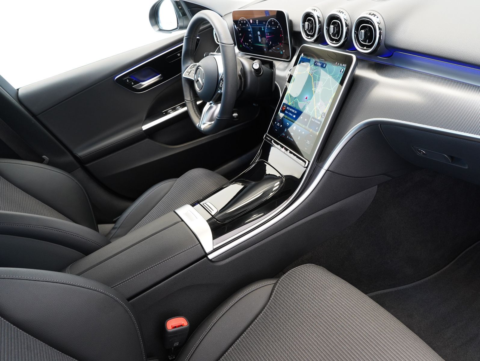 Fahrzeugabbildung Mercedes-Benz C 200 T d 2x Avantgarde LED/NAVI/MBUX/KAMERA