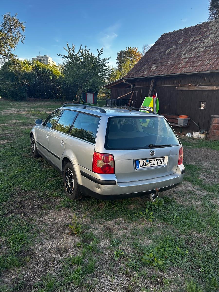 Volkswagen Passat 2005 — двигун 1.896 cm³, 101 HP (74kW)
