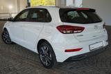 Hyundai i30 1.5 Advantage Mild-Hybrid - Hyundai i30: Advantage