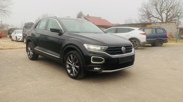 Volkswagen T-Roc 2.0 TDI SCR DSG Sport"NAVI"LED"KEYLESS"