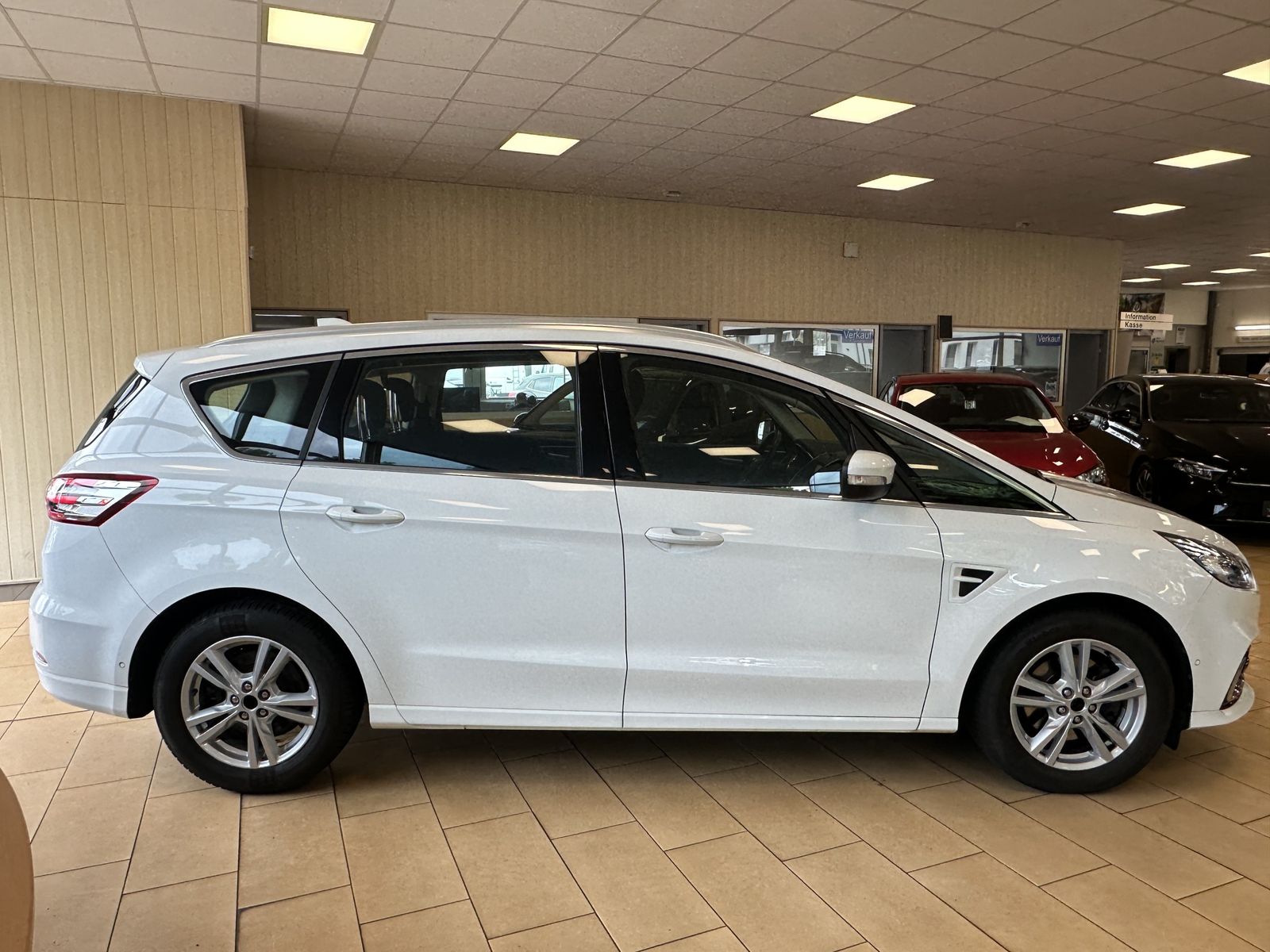 Ford S-MAX Titanium*Navi*LED*CAM*SHZ*Tempomat*1.hand imagem 2