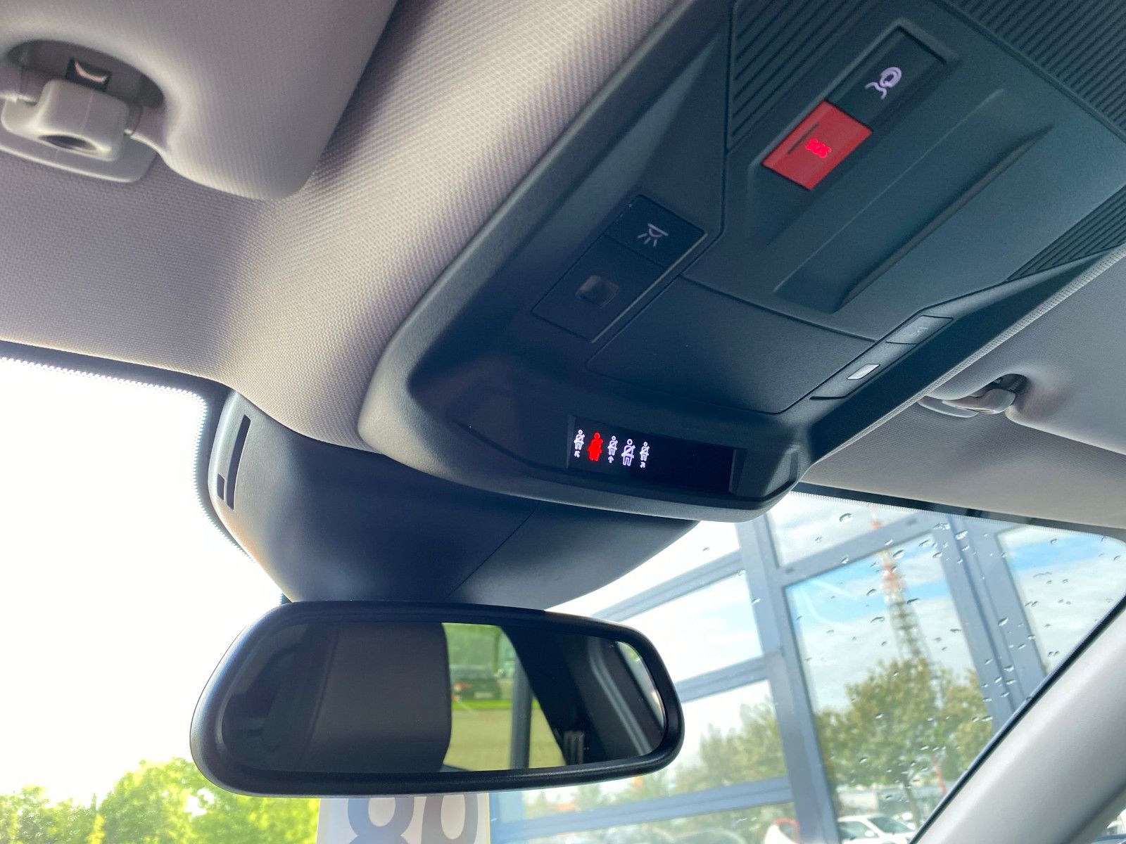 Fahrzeugabbildung Citroën C5 X 130 Automatik FEEL PACK *ACC*Navi*19Zoll*