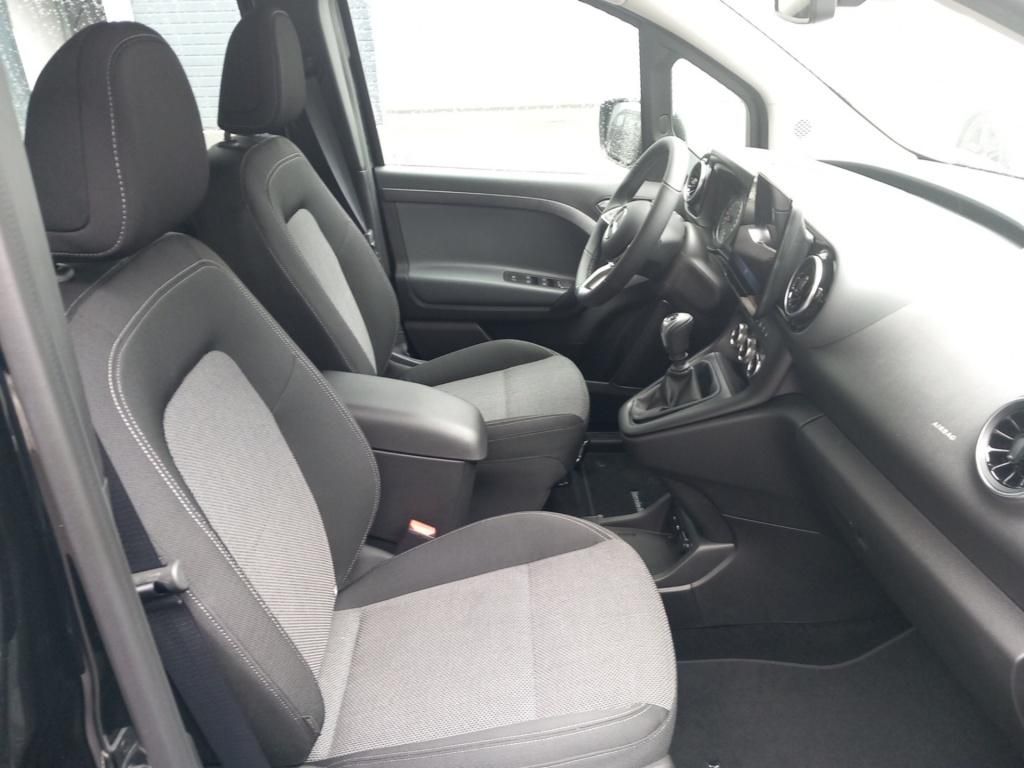 Fahrzeugabbildung Mercedes-Benz Citan Tourer 113 *Navi*AHK*SpurH*SpurW*Winterp.