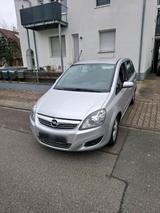 Opel Zafira 2,2 Direkt - Opel Zafira Gebrauchtwagen in Mainz