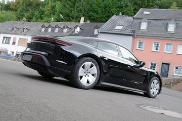 Porsche Taycan*Unfallfrei,14-Wege,Sitzheizung,PDLS+,360°