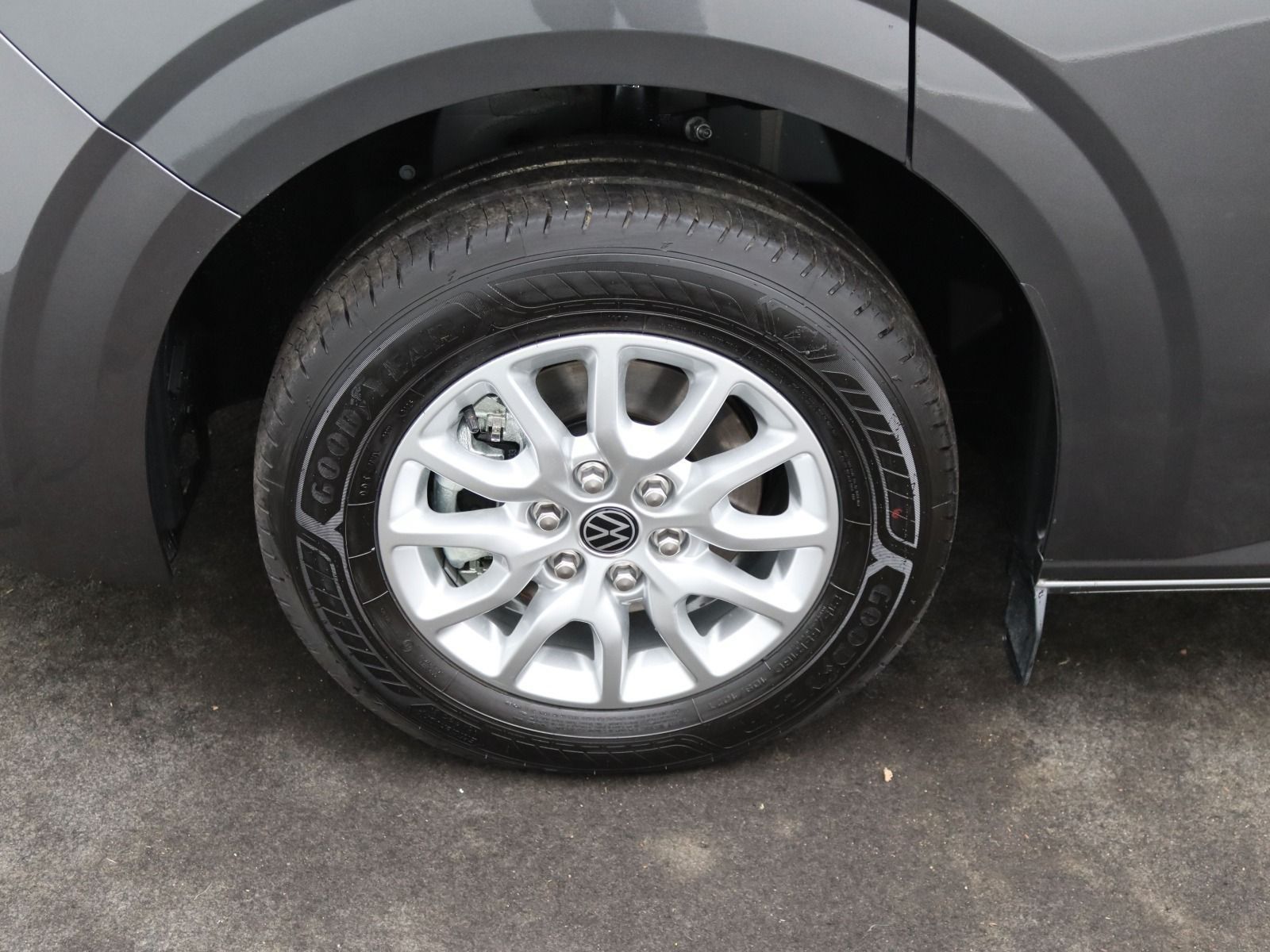 Volkswagen T7 Caravelle - Bild 17