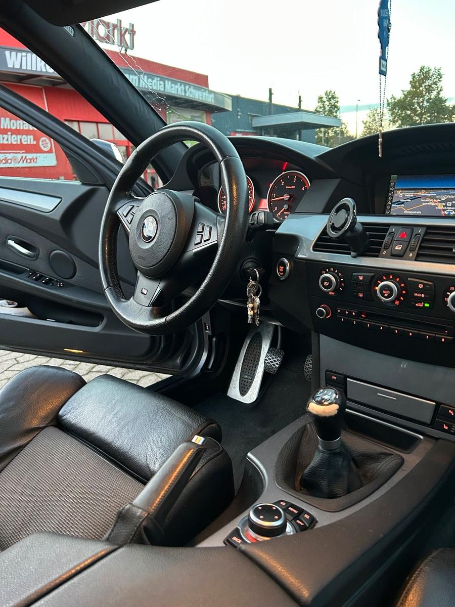 BMW 530 2009 — photo 12