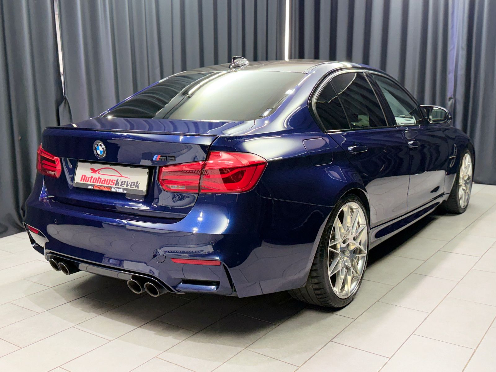 Fahrzeugabbildung BMW M3 Competition|D-FZG|INDIVIDUAL|H&K|M-DRIVER|HuD