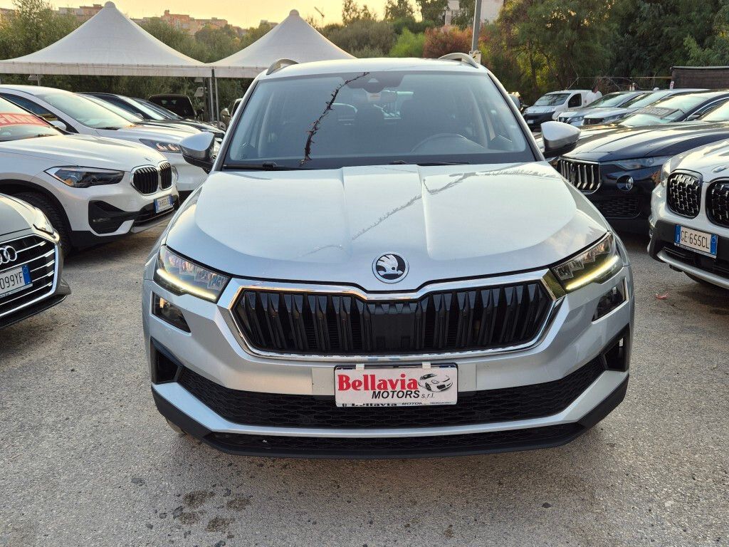 Skoda Karoq 1.0 TSI 110 CV Executive imagem 3