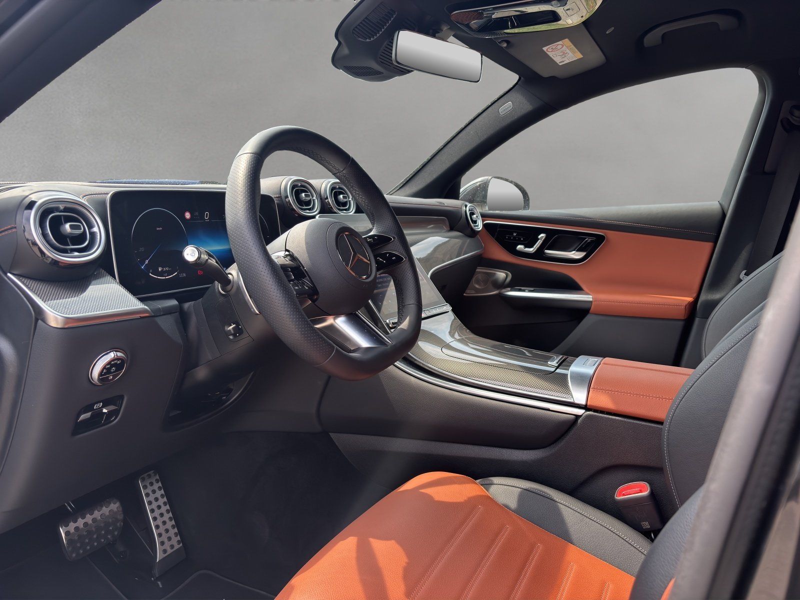 Fahrzeugabbildung Mercedes-Benz GLC400e Cpé AMG Prem DISTR Memo AIRMATIC DC-Lade