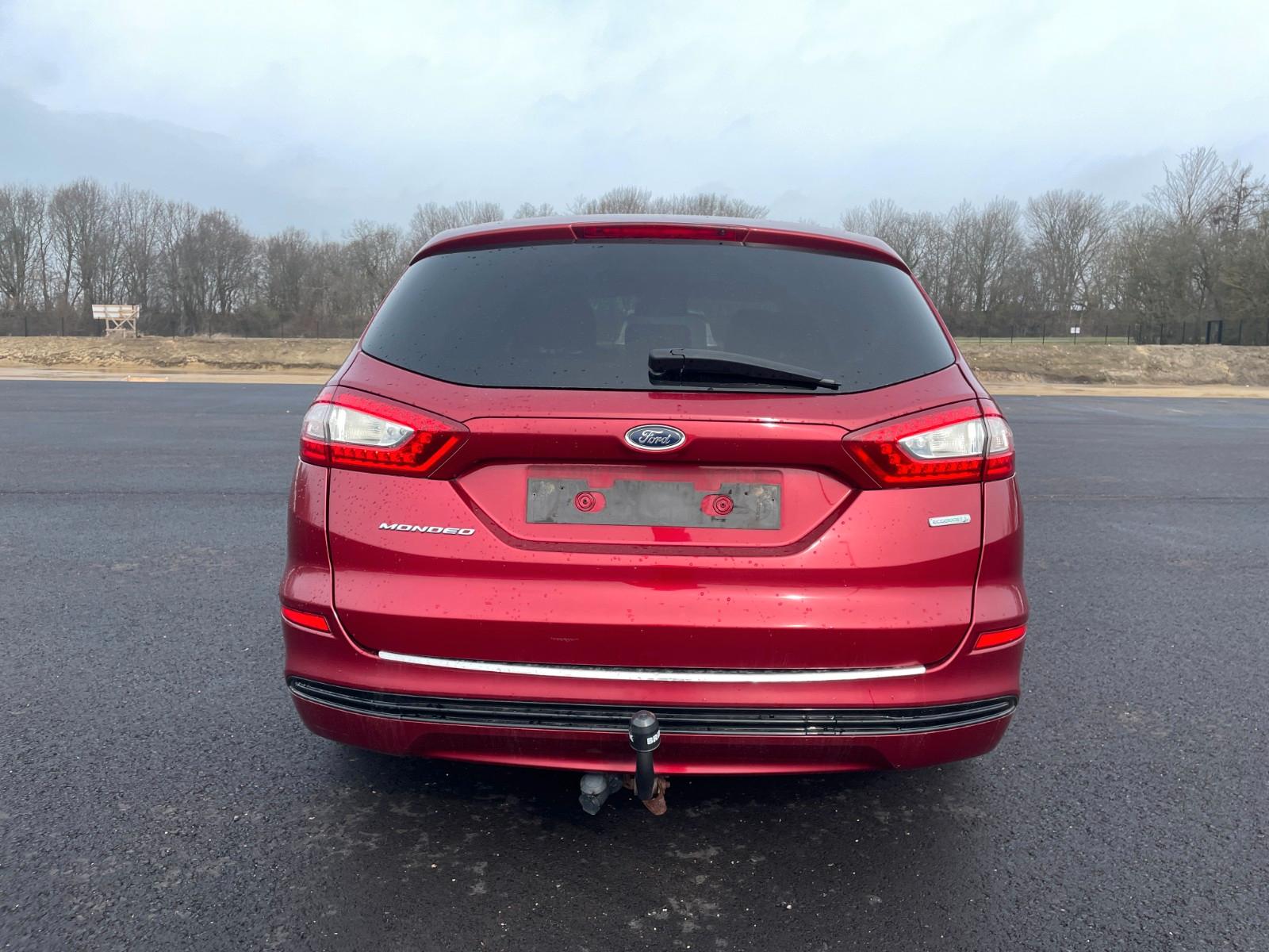 Ford Mondeo 2015 — photo 7