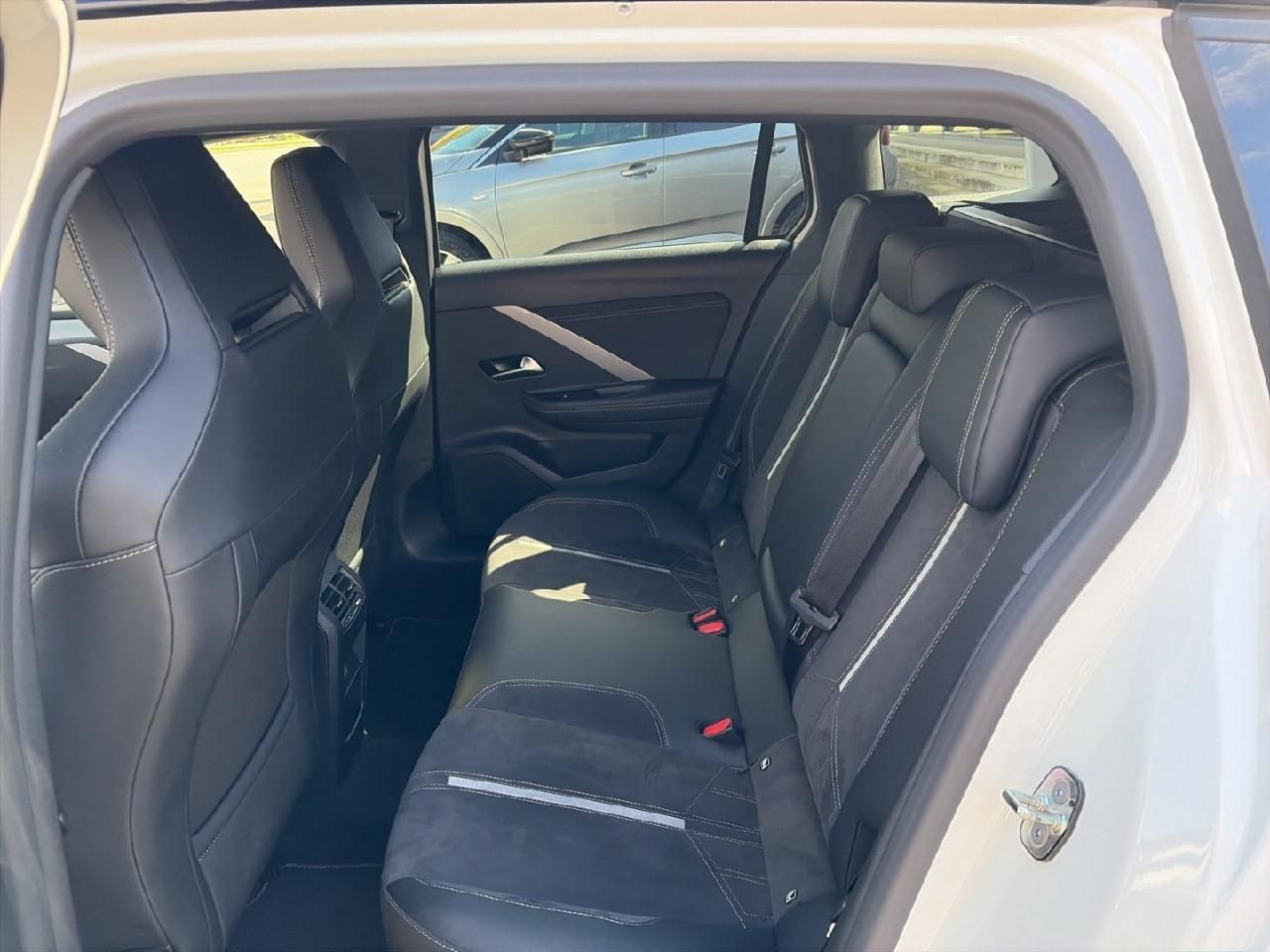 Fahrzeugabbildung Opel Astra L Sports Tourer GSe Plugin Hybrid
