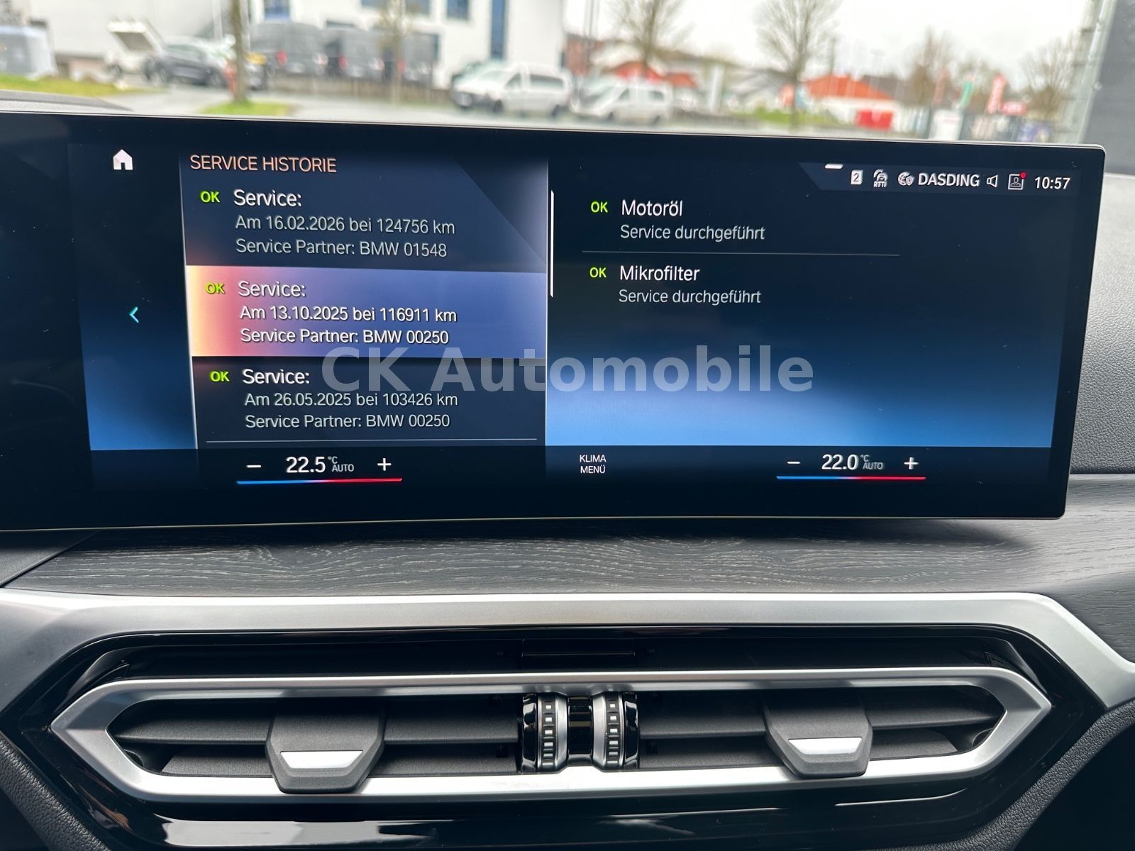 Fahrzeugabbildung BMW 320 d Touring M Sport/Navi/HeadUp/Kamera/LED