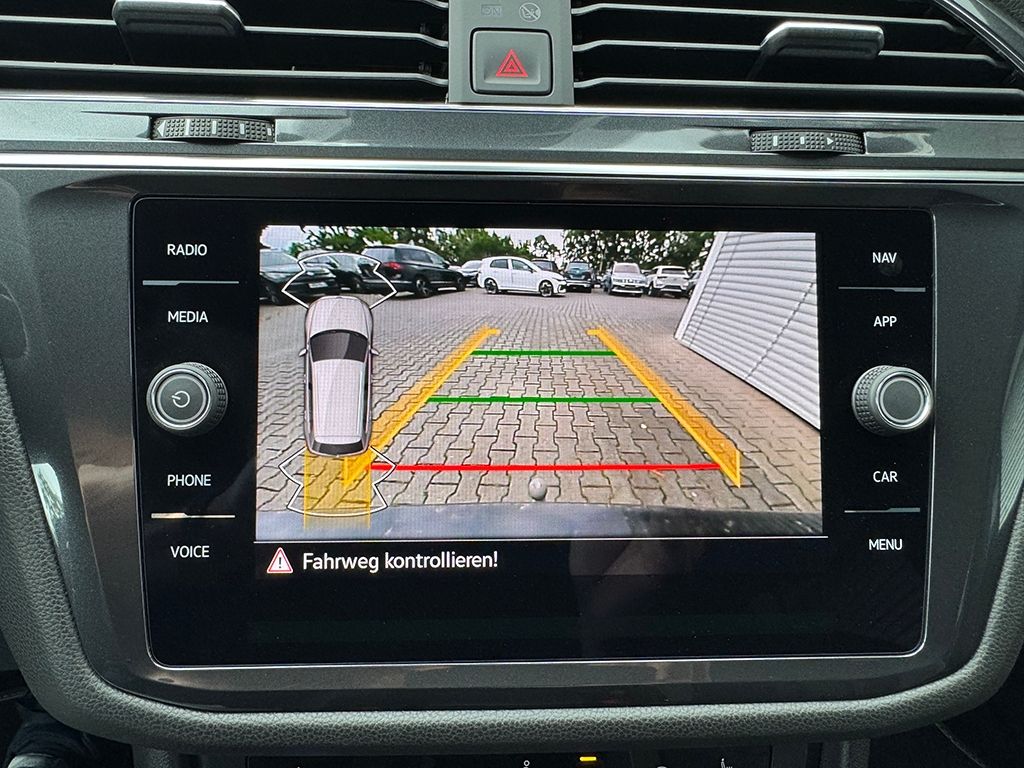 Tiguan Allspace 2.0 TDI DSG 4MOTION R-LINE*AHK*