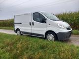 Opel vivaro 2.0diesel AHK 3,5t - gebrauchte Opel Vivaro aus dem Jahr 2011