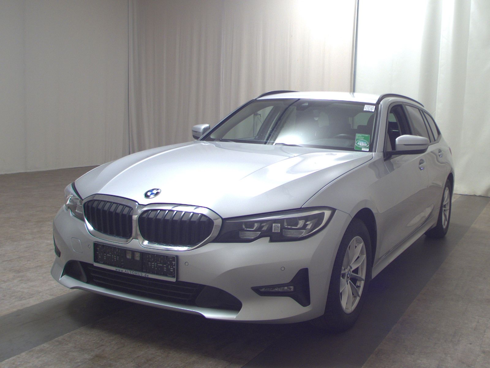 BMW 318d Touring Advantage T-Leder Navi LED LC Prof. foto 2