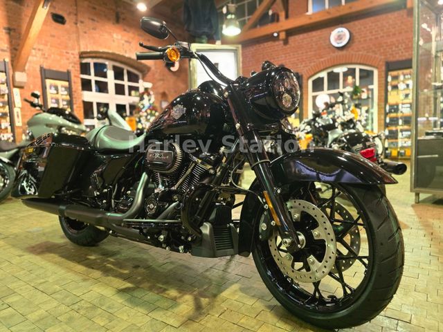 Harley-Davidson FLHRXS Road King Special