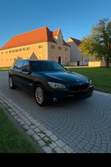 BMW 740i - - BMW 740 aus 2009: 740i