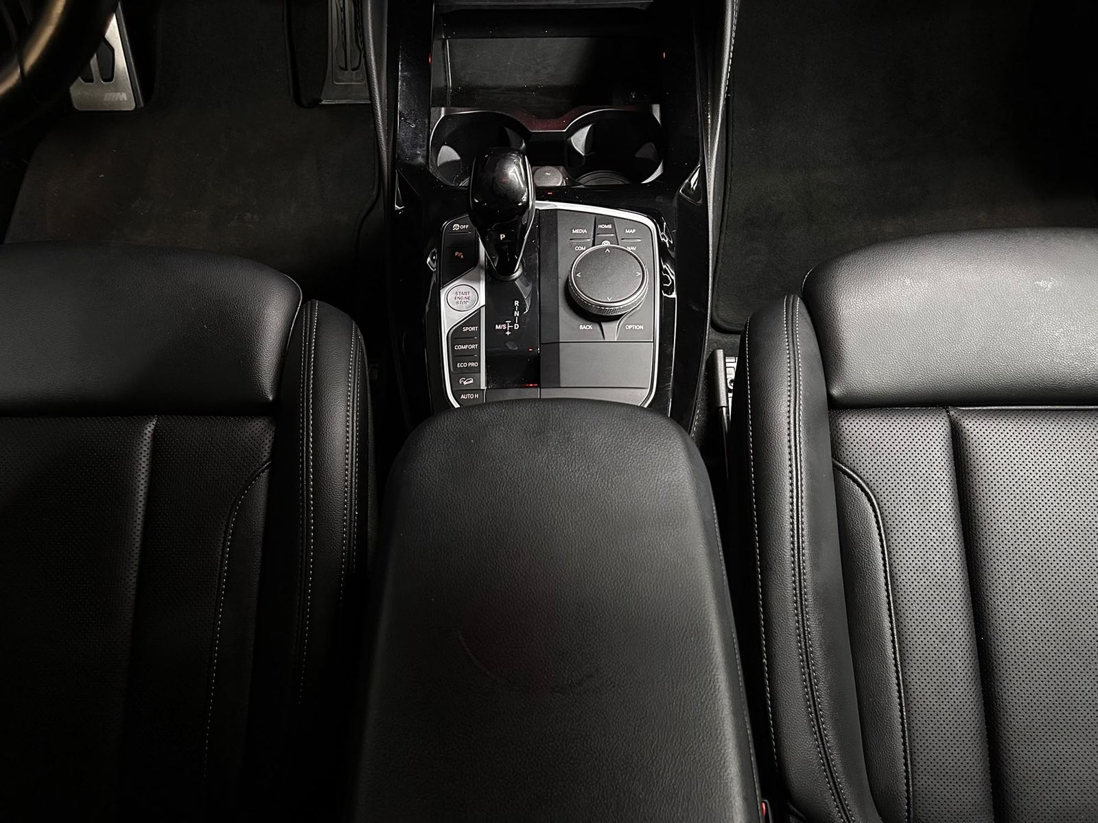 Fahrzeugabbildung BMW X4 xDr M Sport SHADO+LEDER+LED+NAVI+KAMER+TEMP+