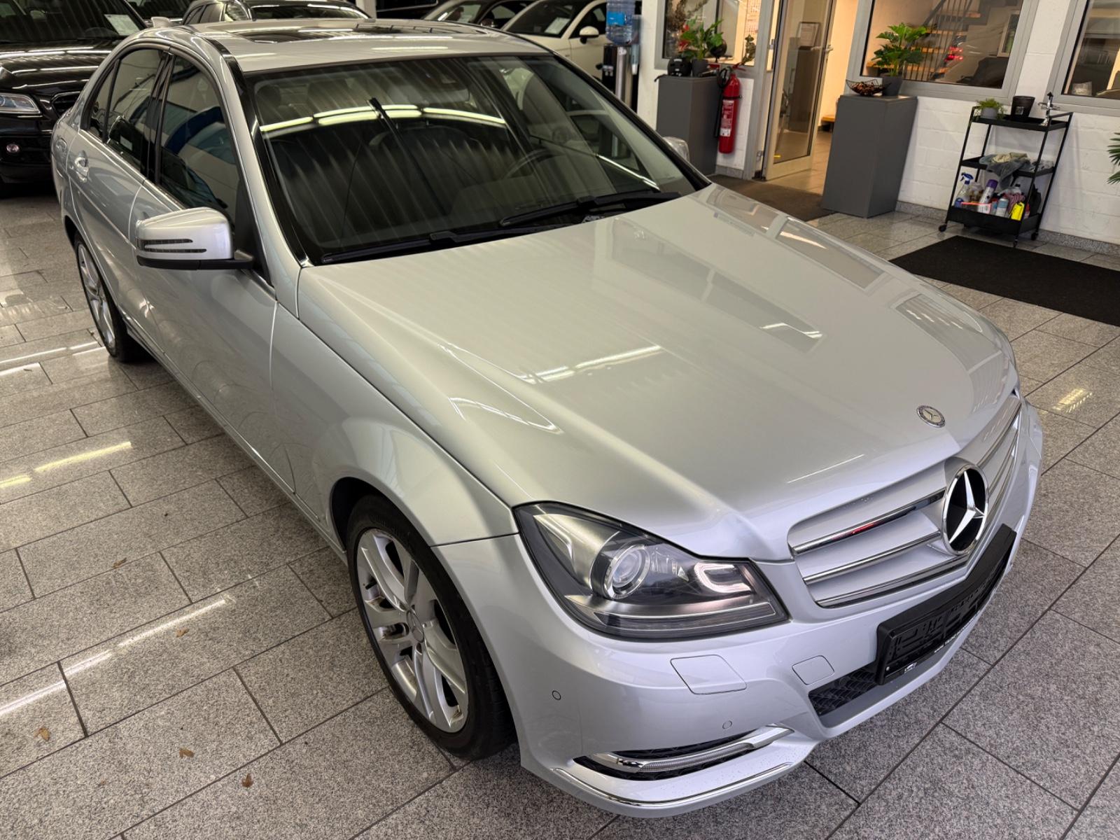 Mercedes-Benz C 180 CGI*LM*AUT*AVNTG*BI-XN*TMP*NAV*PTS*AHK*SHZ