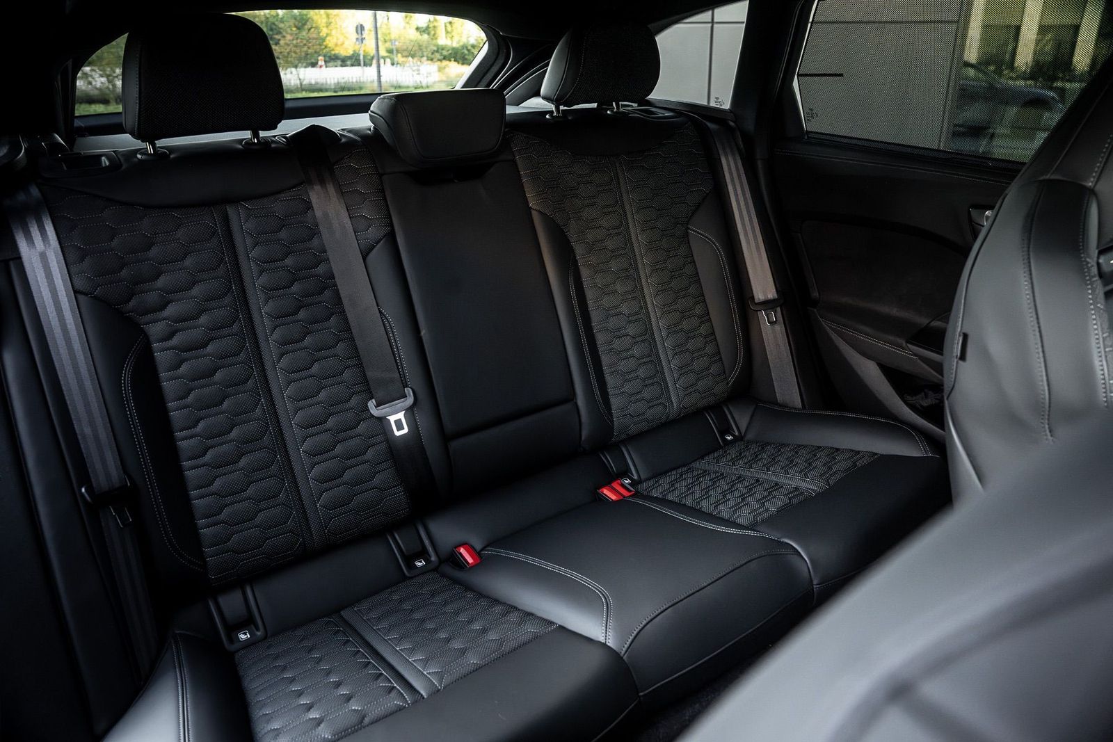 Fahrzeugabbildung Audi RS5 Avant KERAMIK|SPORTPAKET|HGP 818 PS