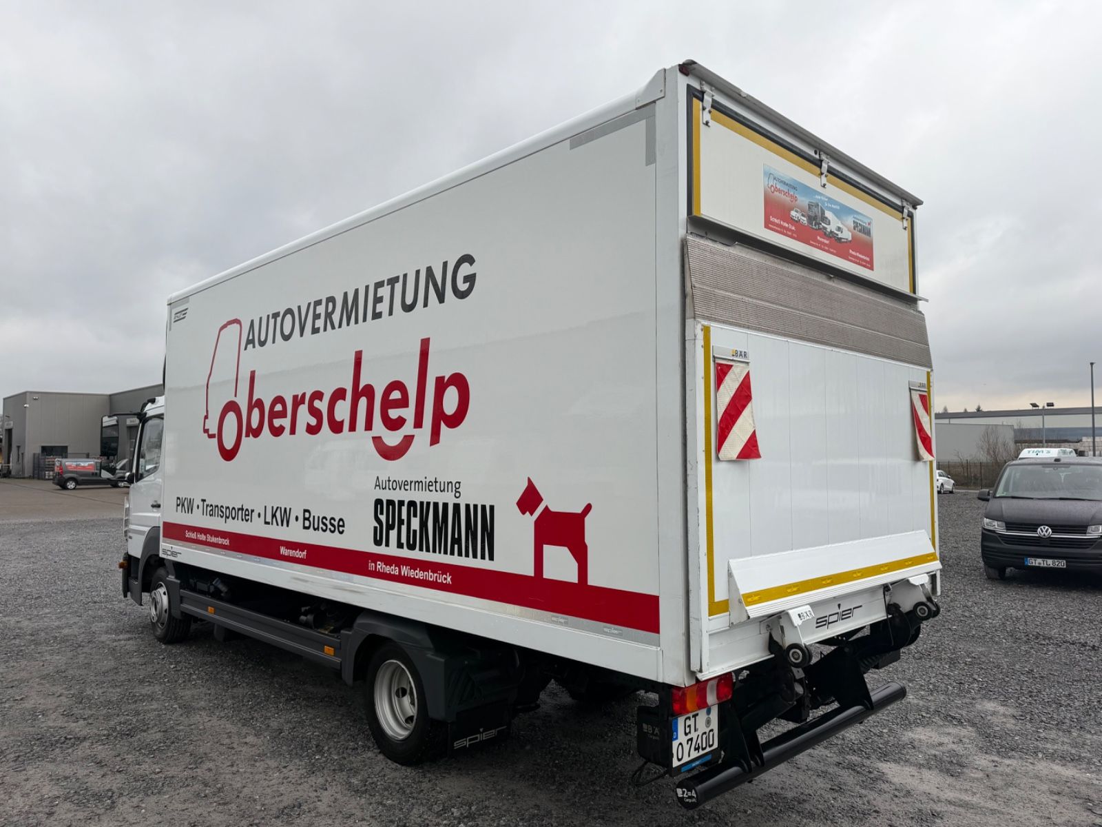 Fahrzeugabbildung Mercedes-Benz Atego 818 L Koffer LBW