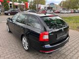 Skoda Octavia Combi RS*XENON*NAVI* - Skoda Octavia aus 2011: Combi