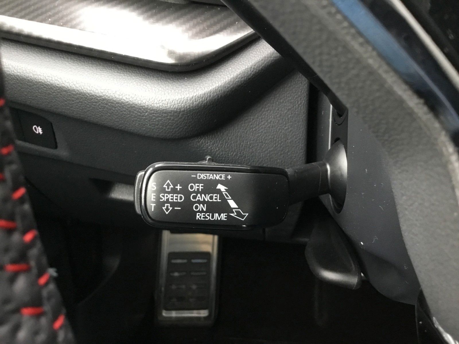 Fahrzeugabbildung SKODA Octavia 2.0TSI DSG RS Combi+AHK+Standheizung+19"