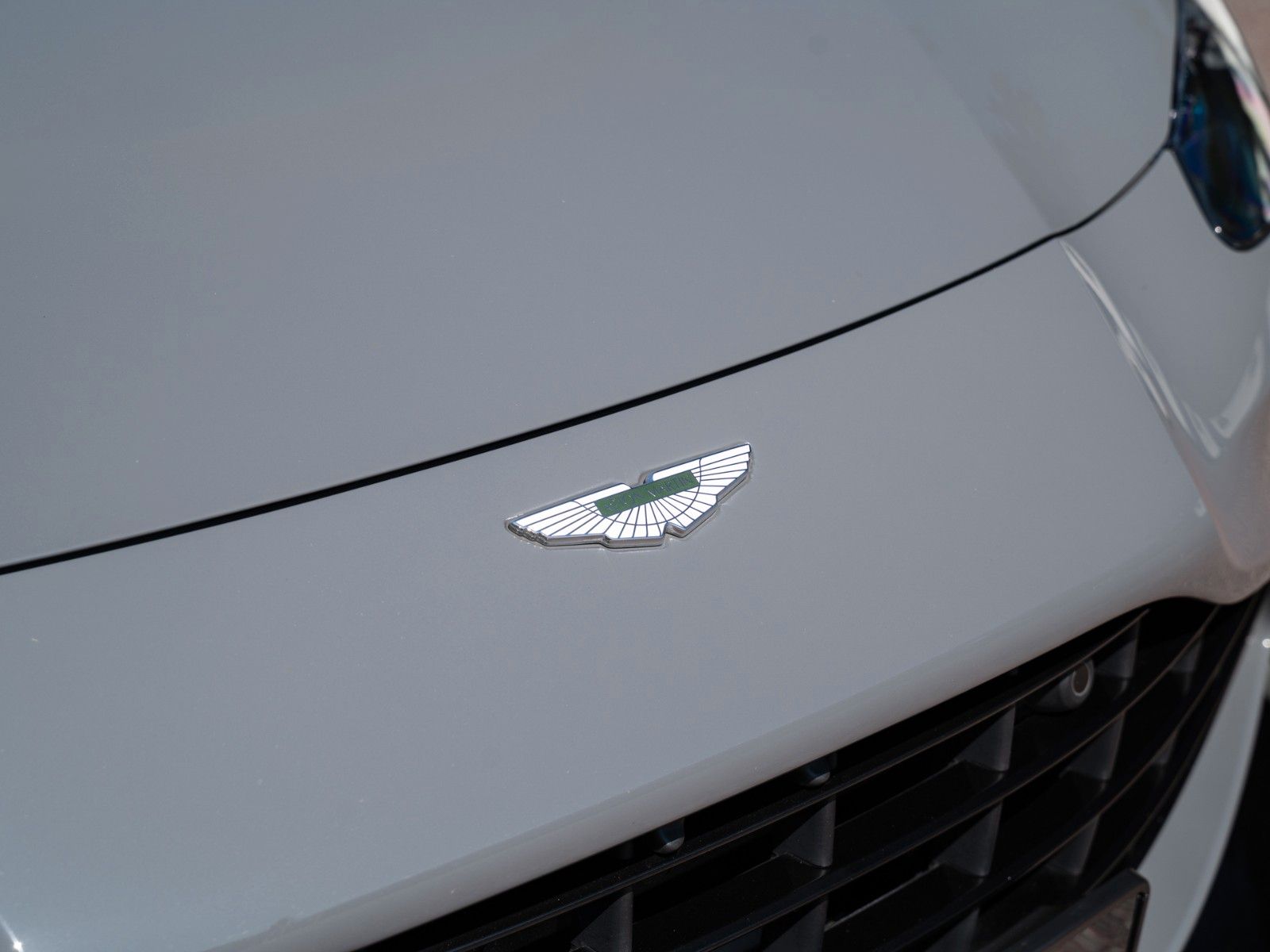 Aston Martin V8 Vantage Coupé | Carbon Interior | Style Pack foto 13