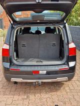 Chevrolet Orlando 1.8 LTZ | TÜV NEU | Navi | AHK - Chevrolet Orlando Ltz mit Benzin-Antrieb