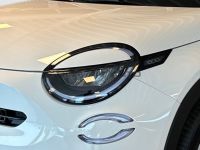 Fiat 600e 54kWh Red  LED PDC KLIMAAT CARPLAY 11KW OBC - Image
