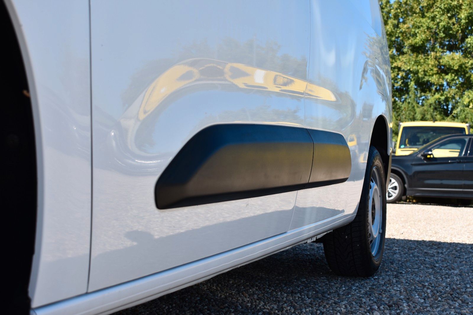 Fahrzeugabbildung Peugeot Partner Pro L2 /PDC/Schiebetür/Anhänger/Klima