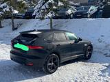 Jaguar F-Pace 25t AWD R-Sport Automatik R-Sport - gebrauchte Jaguar F-Pace aus dem Jahr 2018