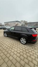 Audi Q7 50 TDI quattro tiptronic S line S line - VOLL - Audi Q7 Gebrauchtwagen in Frankfurt