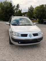 Renault Mégane Kombi 1.4 Benzin  TÜV bis ... - Renault Megane aus 2006: Kombi