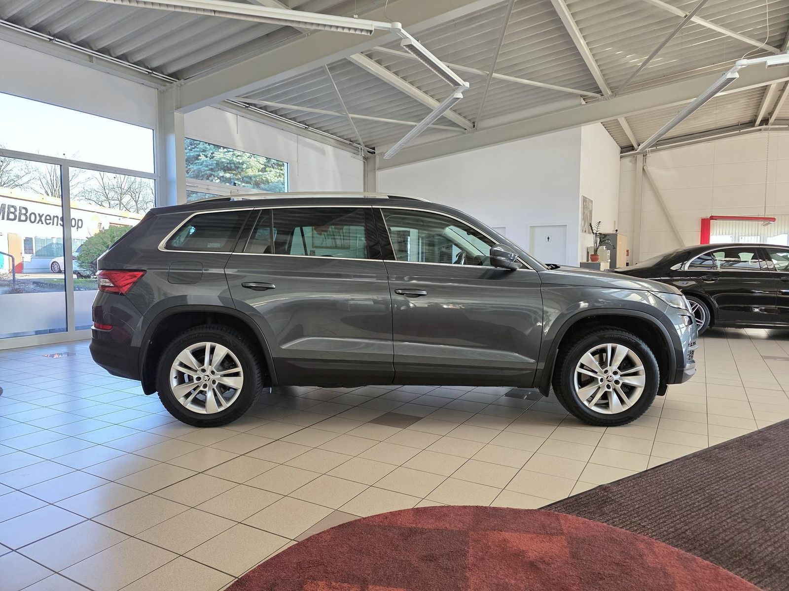 Fahrzeugabbildung SKODA 2.0 Kodiaq 4x4/1.Hd/Navi/CAM/Keyless/ACC/Memo