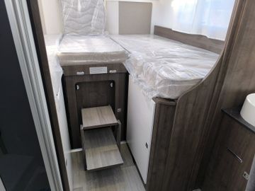 Bild 10 Benimar TESSORO 463 UP 2026 Markise DVBT Fernseher 5Sit