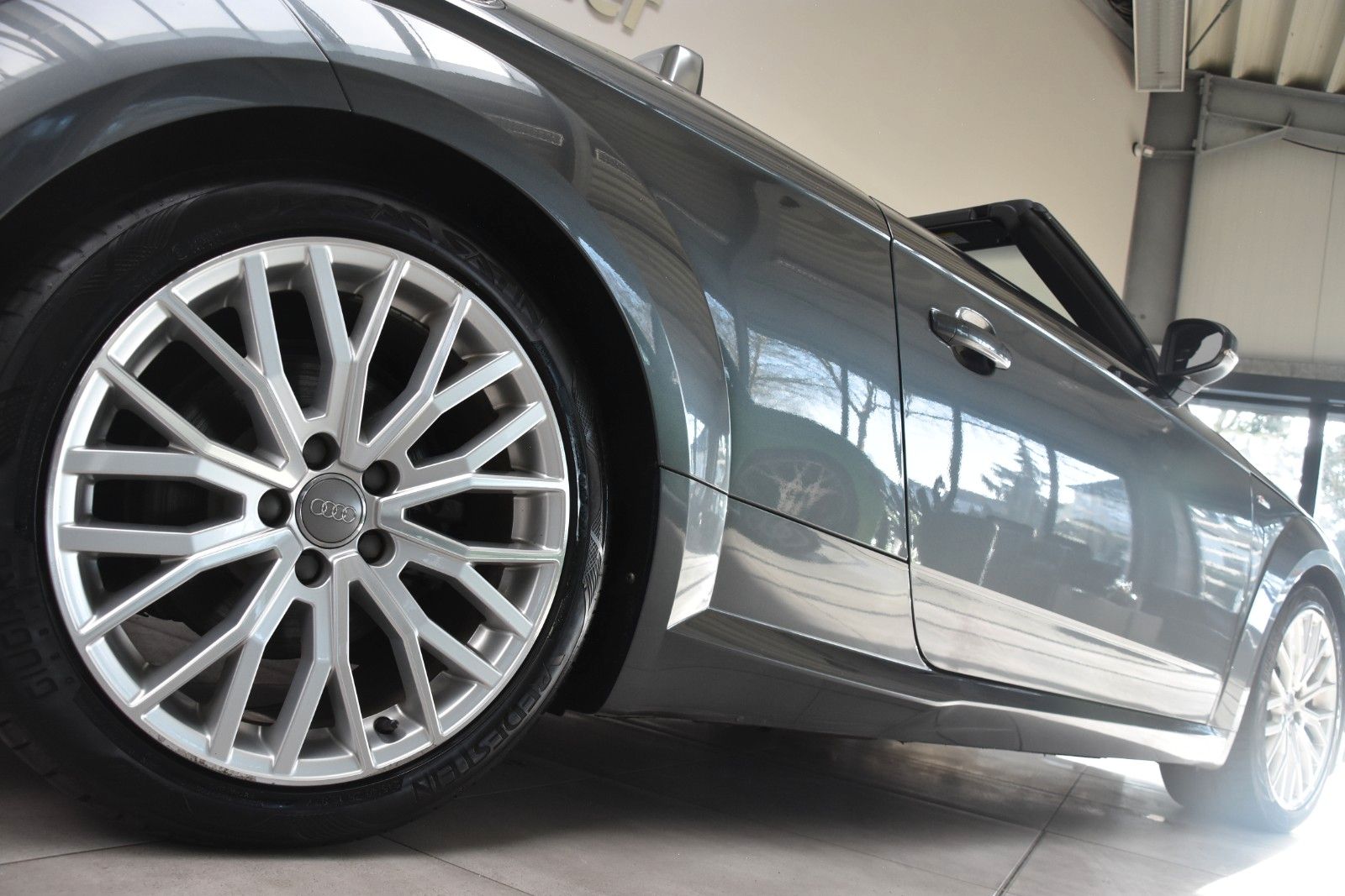 Audi TT 2.0 TFSI Quattro S-Line DSG LED Navi B&O PDC foto 4