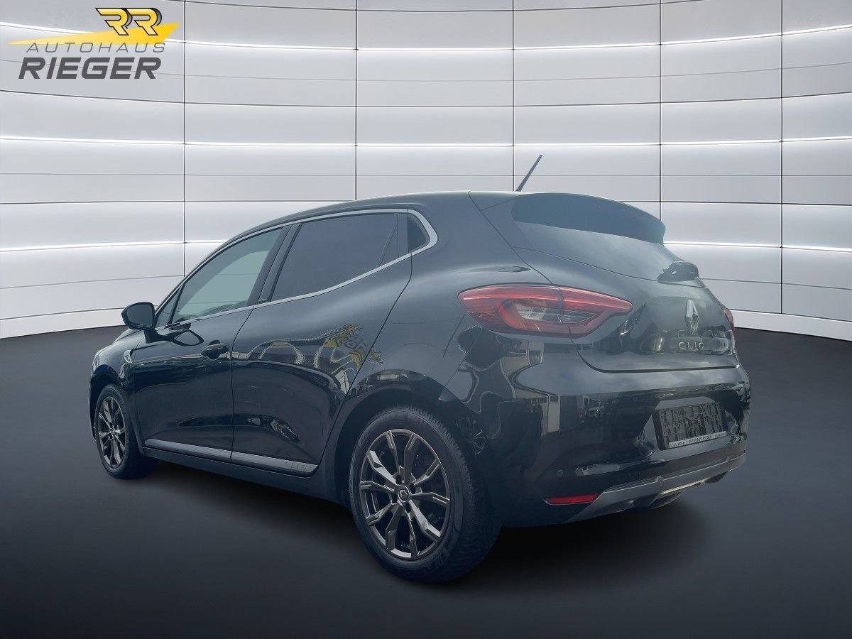 Fahrzeugabbildung Renault Clio R.S. Line 140 E-Tech